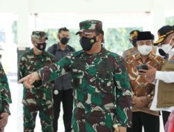 Tinjau Kesiapan Penerapan Silacak, Panglima TNI Kunjungi Puskesmas Berbah Sleman