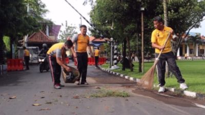 Kasus Covid-19 Naik, Anggota Polres Pemalang Jaga Kebersihan Mako dan Terapkan Prokes Ketat