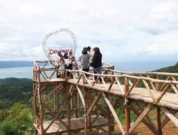 Puncak Libra Desa Cibodas Suguhkan Panorama Laut Gunung Dan Sawah