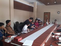 Adanya PHK Sepihak, PM XTC Garut  Gugat PT. Prima Multi Usaha Indonesia Di Ruang DPRD Garut