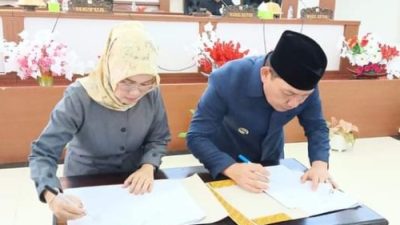 Pj.Bupati Buol, Hadiri Rapat Paripurna Tentang Pendapat Akhir Fraksi Atas Ranperda Perubahan APBD TA 2023