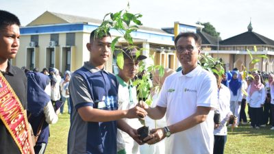 Pj Bupati OKI Pimpin Penanaman Pohon Peringati Hari Lingkungan Hidup Sedunia