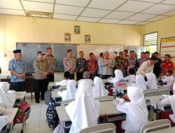 Polres Ogan Ilir Bersama Pemkab Ogan Ilir Laksanakan Program Makan Siang Gratis yang Digagas oleh Presiden RI