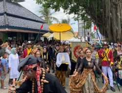 Hibar Mahkota Panyimpai Rasa Kemaharajaan Sunda: Memperkuat Identitas Sumedang Sebagai Puseur Budaya Sunda