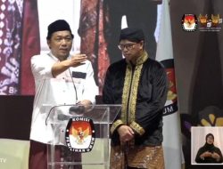 Debat Publik Kedua Pilkada Sumedang 2024: Paslon 04 Maju Tanpa Sehelai Kertas di Meja Debat